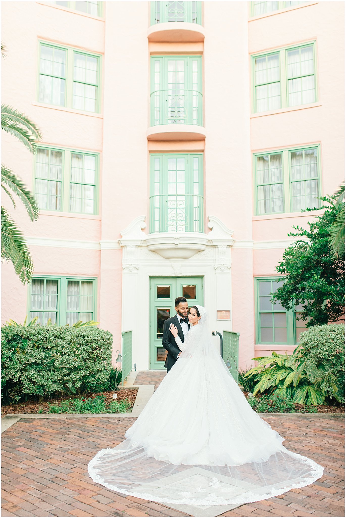 St Petersburg, Florida Vinoy Renaissance Wedding Photos Noor and Ahmad_1006.jpg